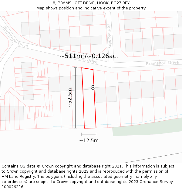 8, BRAMSHOTT DRIVE, HOOK, RG27 9EY: Plot and title map