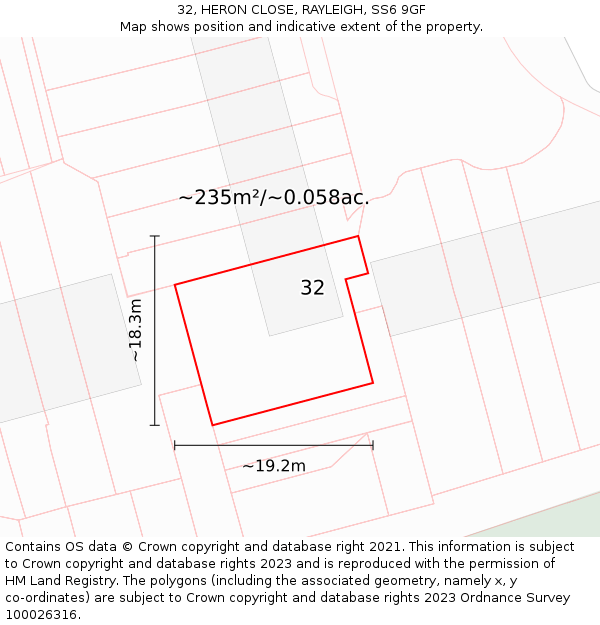 32, HERON CLOSE, RAYLEIGH, SS6 9GF: Plot and title map