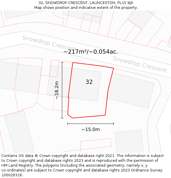 32, SNOWDROP CRESCENT, LAUNCESTON, PL15 9JA: Plot and title map