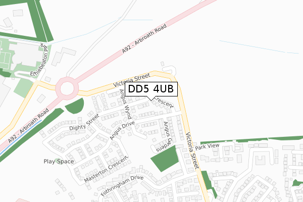 DD5 4UB map - large scale - OS Open Zoomstack (Ordnance Survey)