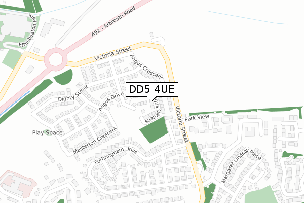 DD5 4UE map - large scale - OS Open Zoomstack (Ordnance Survey)