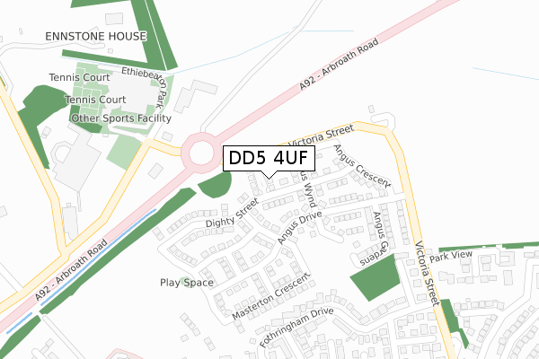 DD5 4UF map - large scale - OS Open Zoomstack (Ordnance Survey)
