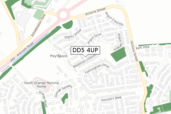 DD5 4UP map - large scale - OS Open Zoomstack (Ordnance Survey)