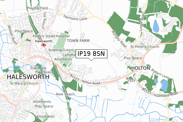 IP19 8SN map - small scale - OS Open Zoomstack (Ordnance Survey)