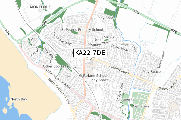 KA22 7DE map - small scale - OS Open Zoomstack (Ordnance Survey)