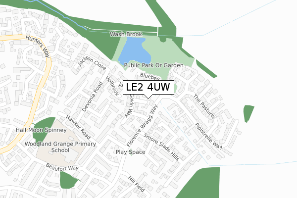 LE2 4UW map - large scale - OS Open Zoomstack (Ordnance Survey)