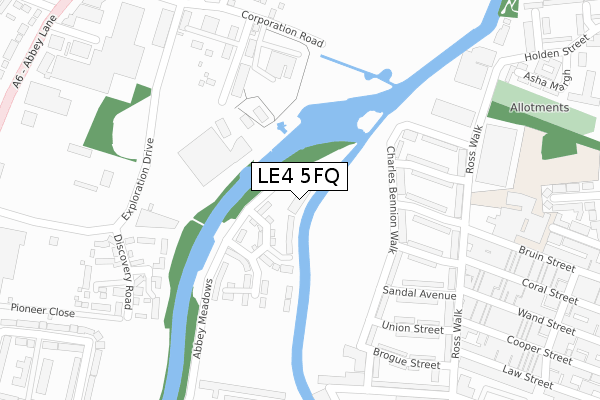 LE4 5FQ map - large scale - OS Open Zoomstack (Ordnance Survey)