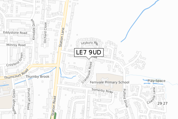 LE7 9UD map - large scale - OS Open Zoomstack (Ordnance Survey)