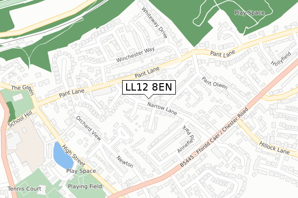 LL12 8EN map - large scale - OS Open Zoomstack (Ordnance Survey)