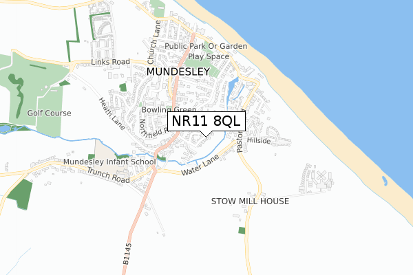 NR11 8QL map - small scale - OS Open Zoomstack (Ordnance Survey)