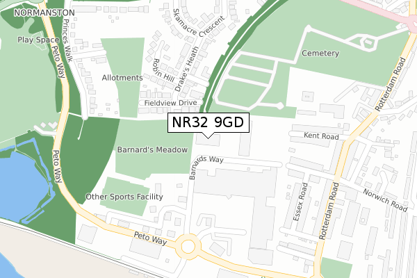 NR32 9GD map - large scale - OS Open Zoomstack (Ordnance Survey)