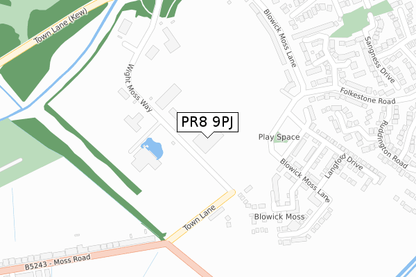 PR8 9PJ map - large scale - OS Open Zoomstack (Ordnance Survey)