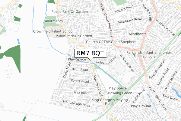 RM7 8QT map - small scale - OS Open Zoomstack (Ordnance Survey)