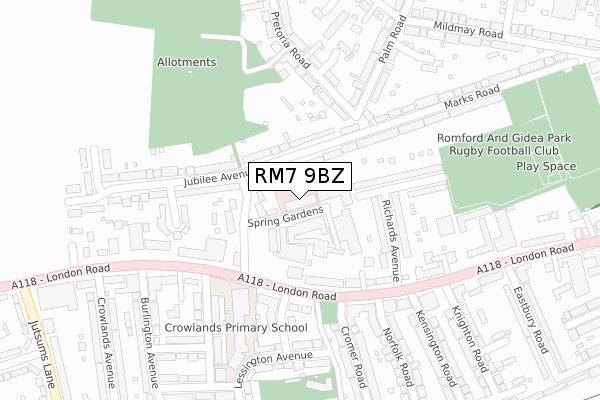 RM7 9BZ map - large scale - OS Open Zoomstack (Ordnance Survey)