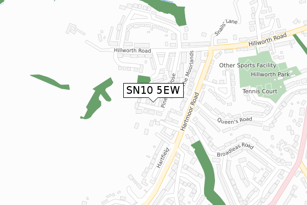 SN10 5EW map - large scale - OS Open Zoomstack (Ordnance Survey)