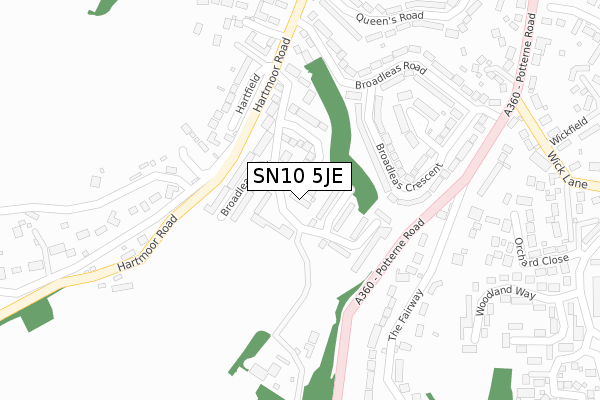 SN10 5JE map - large scale - OS Open Zoomstack (Ordnance Survey)