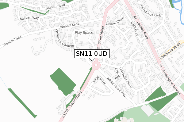 SN11 0UD map - large scale - OS Open Zoomstack (Ordnance Survey)