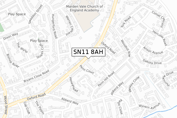 SN11 8AH map - large scale - OS Open Zoomstack (Ordnance Survey)