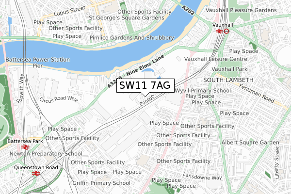 SW11 7AG map - small scale - OS Open Zoomstack (Ordnance Survey)